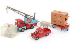 Lot 99 - CORGI TOYS (GB) (1)