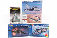 Lot 92 - DIVERS (5)