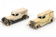 Lot 96 - TOOTSIETOY (USA) (2)