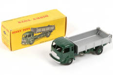 Lot 410 - DINKY TOYS (FRANCE) (1)