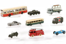 Lot 329 - DINKY TOYS (FRANCE) (9)