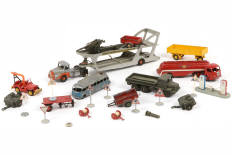 Lot 333 - DINKY TOYS (FRANCE) (20)