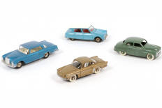 Lot 320 - DINKY TOYS (FRANCE) (4)