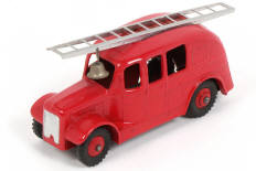 Lot 270 - DINKY TOYS (GB) (1)