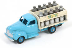 Lot 320 - DINKY TOYS (FRANCE) (1)