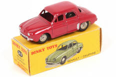 Lot 332 - DINKY TOYS (FRANCE) (1)