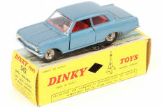 Lot 346 - DINKY TOYS (FRANCE) (1)