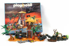 Lot 227 - PLAYMOBIL (ALLEMAGNE) (1)