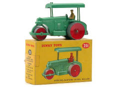 DINKY TOYS GB (1)