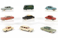 Lot 272 - DINKY TOYS (FRANCE) (9)