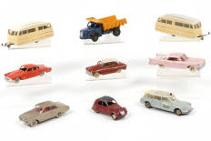 Lot 279 - DINKY TOYS (FRANCE) (9)