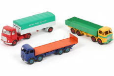 Lot 247 - DINKY TOYS (GB) (3)