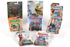 Lot 106 - HOT WHEELS (USA) (8)