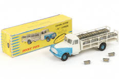 Lot 257 - DINKY TOYS (FRANCE) (1)