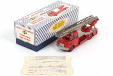 Lot 229 - DINKY TOYS (GB) (1)