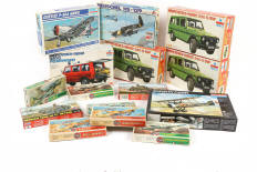 Lot 176 - DIVERS (15)
