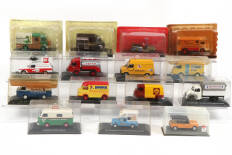 Lot 49 - DIVERS (15)
