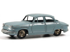 DINKY JUNIOR (1)