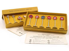 DINKY TOYS FRANCE (2)