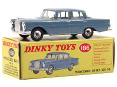 DINKY TOYS GB (1)