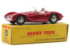 DINKY TOYS FRANCE (1)
