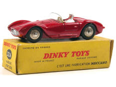DINKY TOYS FRANCE (1)