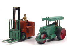 DINKY TOYS (GB) (2)