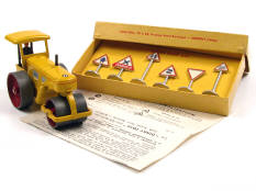 DINKY TOYS (FRANCE) (2)