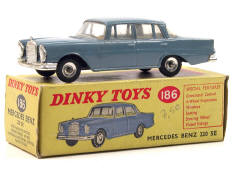 DINKY TOYS GB (1)