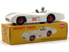 DINKY TOYS GB (1)