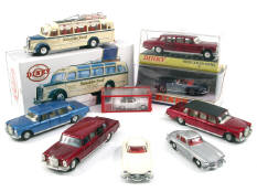 DINKY TOYS (9)