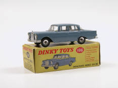 DINKY TOYS GB (1)