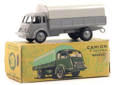 C.I.J. (FRANCE) (1)