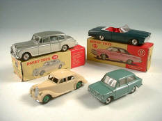 DINKY TOYS (GB) (4)