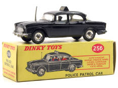 DINKY TOYS GB (1)