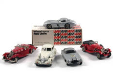 WESTERN MODELS & DIVERS (5)