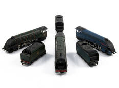 TRI-ANG 'HO' (GB) (3)