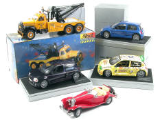 UNIVERSAL HOBBIES & DIVERS (5)