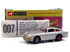 CORGI TOYS (GB) (1)