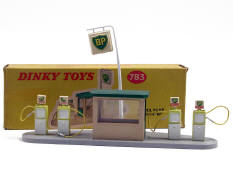 DINKY TOYS GB (1)