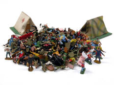 FIGURINES DIVERSES (6)