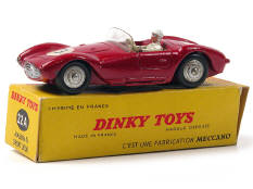 DINKY TOYS FRANCE (1)