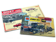 DINKY TOYS FRANCE & CORGI TOYS (2)