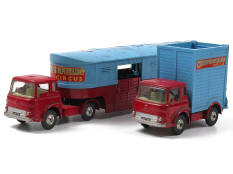 CORGI TOYS (GB) (2)
