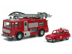 DINKY TOYS (2)