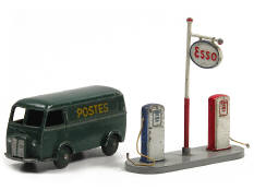 DINKY TOYS (FRANCE) (2)