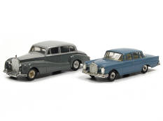 DINKY TOYS (2)