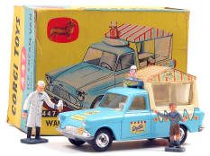 CORGI TOYS (GB) (1)