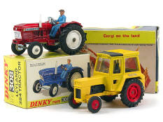 DINKY TOYS GB & CORGI TOYS (2)