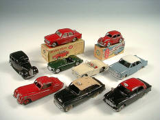 DINKY TOYS & DIVERS (9)